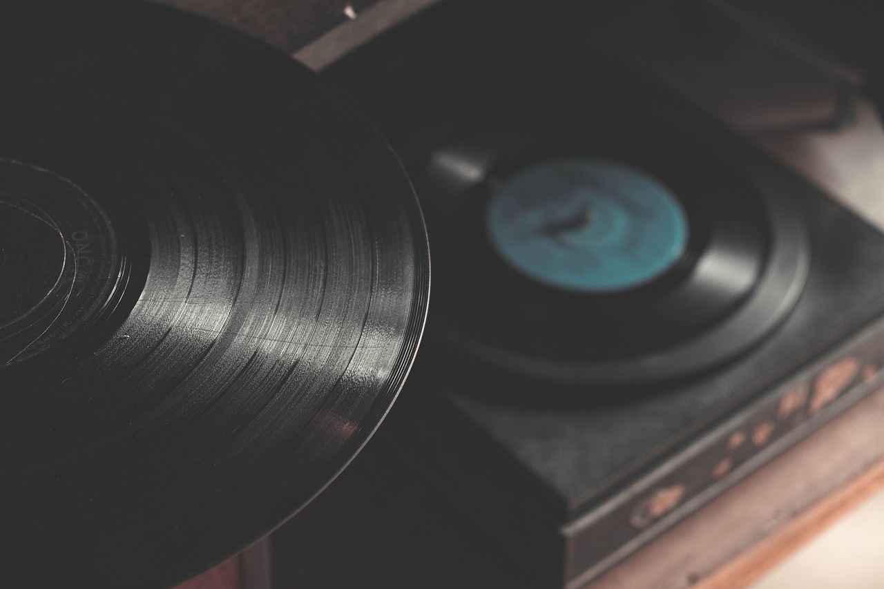 Dlaczego gramofony to ponadczasowe urządzenia?